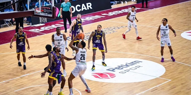 Aliağa Petkimspor, ilkleri başarmaya devam ediyor