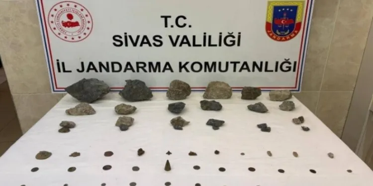 Uşak’ta 6 uyuşturucu satıcısı tutuklandı