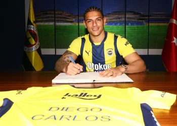 Diego Carlos, Fenerbahçe’nin 29. Brezilyalısı oldu