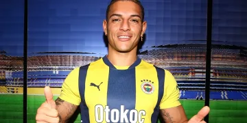 Fenerbahçe, Diego Carlos’u kadrosuna kattı