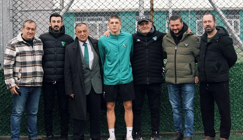 Kocaelispor, Demetre Gabisonia’yı kadrosuna kattı