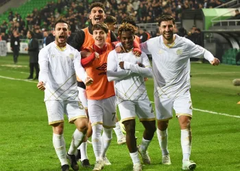 Manisa FK’da yüzler gülüyor