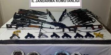 Mardin’de silah ve mühimmat kaçakçılığına yönelik eş zamanlı operasyon: 11 tutuklama