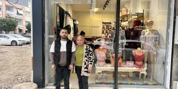 Bitlis Valisi Karakaya karakol ve üs bölgelerini havadan inceledi