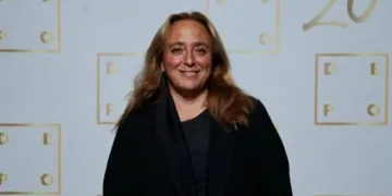 Ayşe Barım’a yurt dışı yasağı