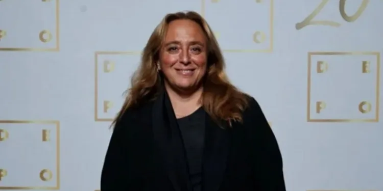 Ayşe Barım’a yurt dışı yasağı