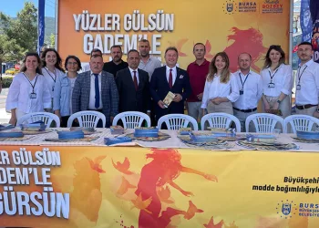 Büyükşehir Belediyesi, bağımlılıkla mücadeleyi sürdürüyor
