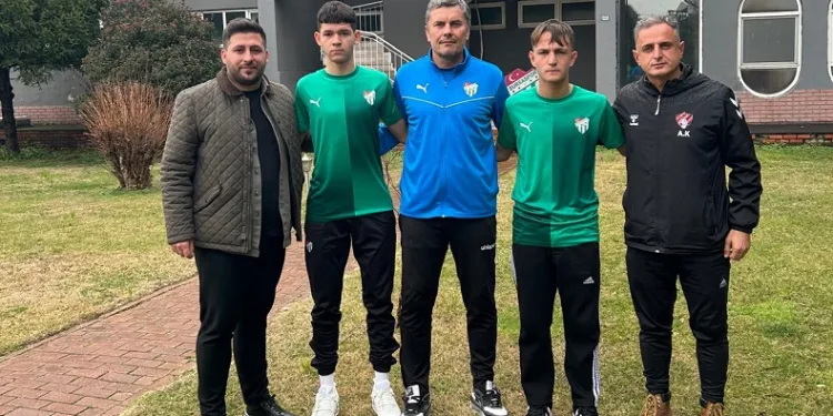 Bursaspor altyapıya 2 genç yetenek daha kazandırdı