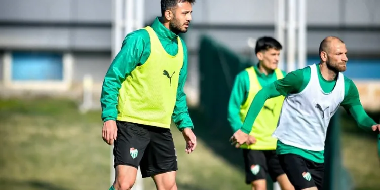 Bursaspor’da hazırlıklar sürüyor