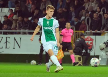 Bursaspor’lu genç futbolcu Somaspor ile anlaştı