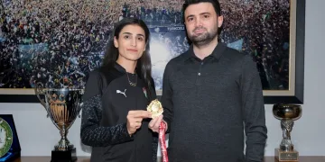 Milli sporcu Hatice Kübra İlgün’den Bursaspor’a altın gururu