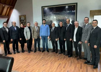 Bursaspor Başkanı Enes Çelik’e ARSİYAD’dan ziyaret