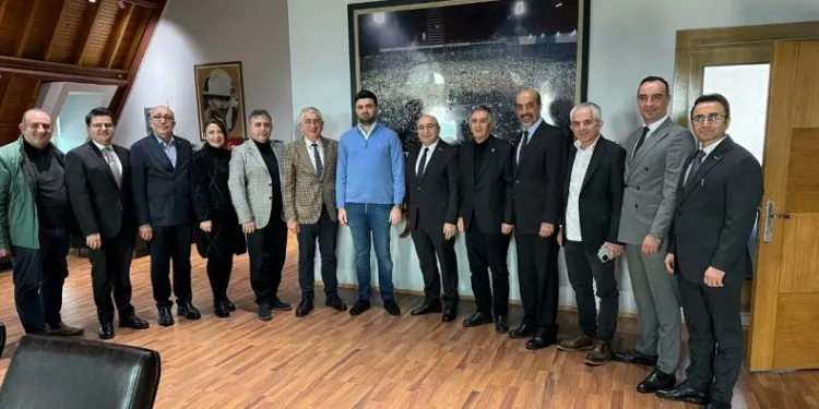 Bursaspor Başkanı Enes Çelik’e ARSİYAD’dan ziyaret