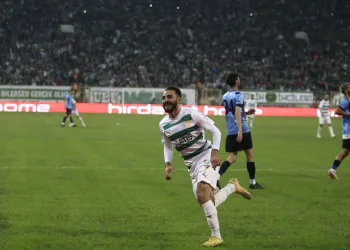 Bursaspor’un Jokeri: “Hamza Gür”