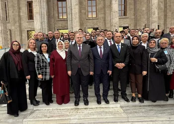 AK Parti teşkilatından Ankara çıkartması