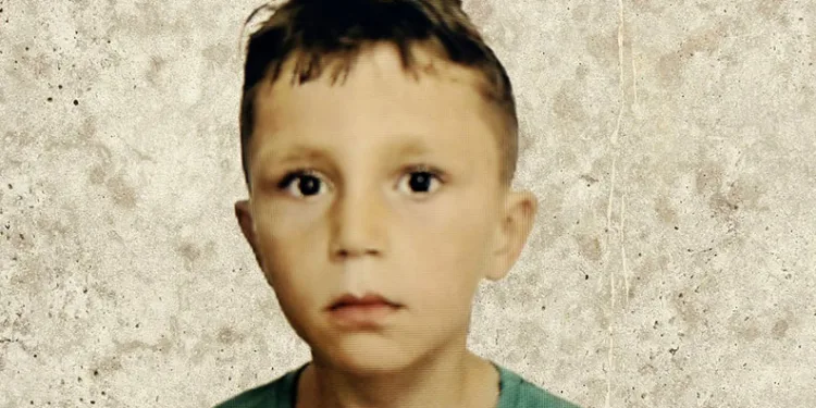 11 yaşındaki çocuğun asansör ile duvar arasında sıkışarak ölmesiyle ilgili davaya başlandı