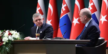 Slovakya Başbakanından Cumhurbaşkanı Erdoğan’a övgü