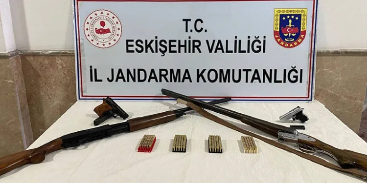 İş yerini cephaneliğe çeviren şüpheli yakalandı