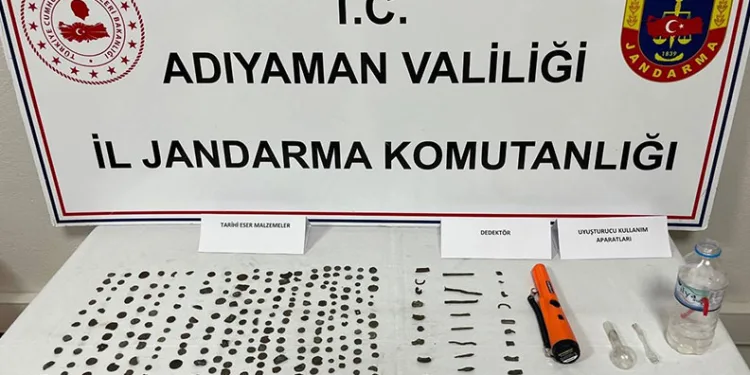 Adıyaman’da tarihi eser operasyonu
