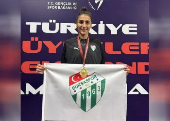 Hatice Kübra İlgün Türkiye şampiyonu oldu!