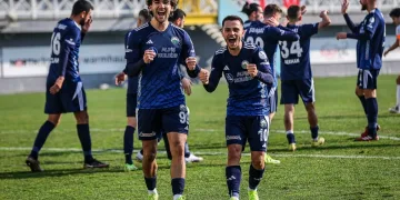 Bursa Nilüfer Futbol Kulübü 3 puanı 3 golle aldı