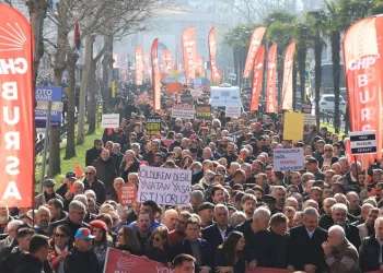 CHP Bursa ve Bursa Halk Dayanışması’ndan görkemli miting