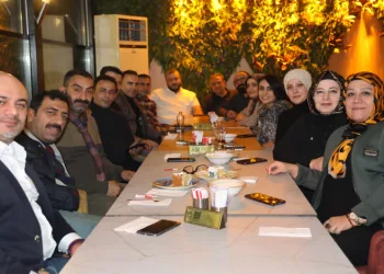 Arkadaşları 32 yıl sonra buluştu