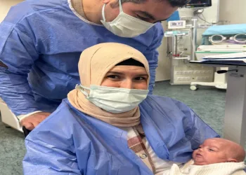 156 günlük mücadeleden sonra ailesine kavuştu