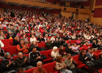 Antalyalılar 2025’in ilk günlerine türkülerle ‘merhaba’ dedi