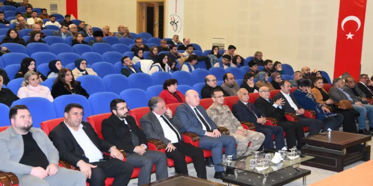 Osmaniye’de Çukurova Âşıklar Bayramı düzenlendi