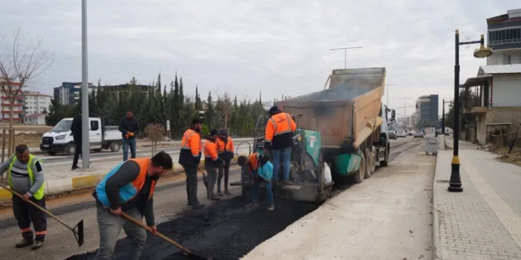 Altyapı çalışmaları hız kesmeden devam ediyor