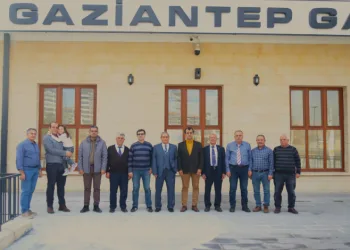 Devlet Demiryolları’na adanan iki ömür