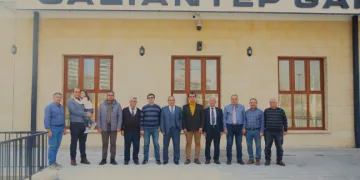 Devlet Demiryolları’na adanan iki ömür