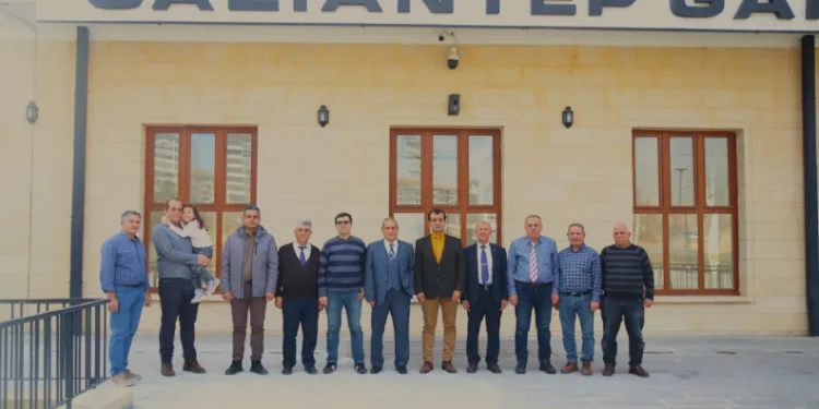 Devlet Demiryolları’na adanan iki ömür