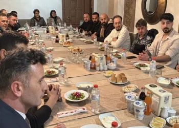 Tokat’ta çığ riski bulunmayan kayak tesisi turizmcilere anlatıldı