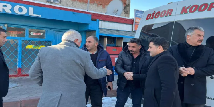 Başkan Adıgüzel’i Digorlular bağrına bastı
