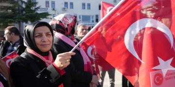 “Şehit aileleri ve gazilerin en büyük arzusu terörün bitmesidir”