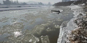 Ağrı’da dondurucu soğuklar hayatı olumsuz etkiliyor