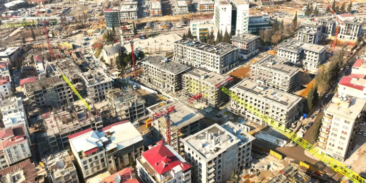 Kahramanmaraş yeniden ayağa kalkıyor