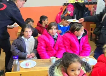 Kızılay’dan miniklere sürpriz ziyaret