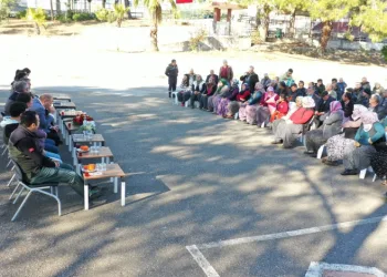 Köylüler orman yangınlarıyla ilgili bilgilendiriliyor