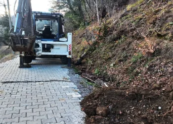 Uğur Köyü’nde alt yapı çalışmaları devam ediyor