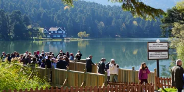 2 milyon civarı turist akını