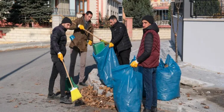 Şehir genelinde kapsamlı temizlik devam ediyor