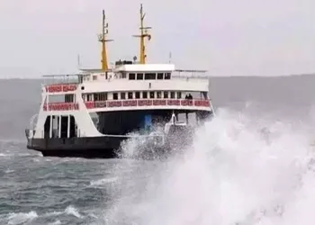 Erdek’te olumsuz hava şartları deniz seferleri iptal