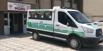 Gassal mezardan çıkartıp yıkadı