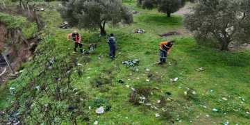 Nazilli Belediyesi’nden Bozyurt Mahallesi’nde temizlik seferberliği