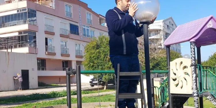 Didim’de aydınlatmalar yenileniyor