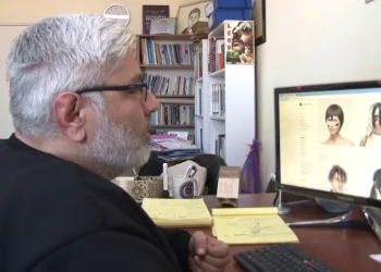 Giysiler ve makyaj yüz tanıma sistemlerini yanıltabilir
