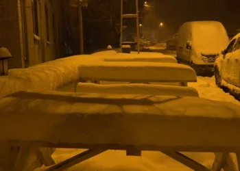 Kırklareli’nde kar yağışı etkisini artırdı